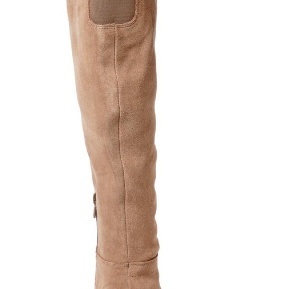 Blondo Lug Sole Waterproof Women's Wide calf Tan Knee-High Boots - Picture 3 of 7